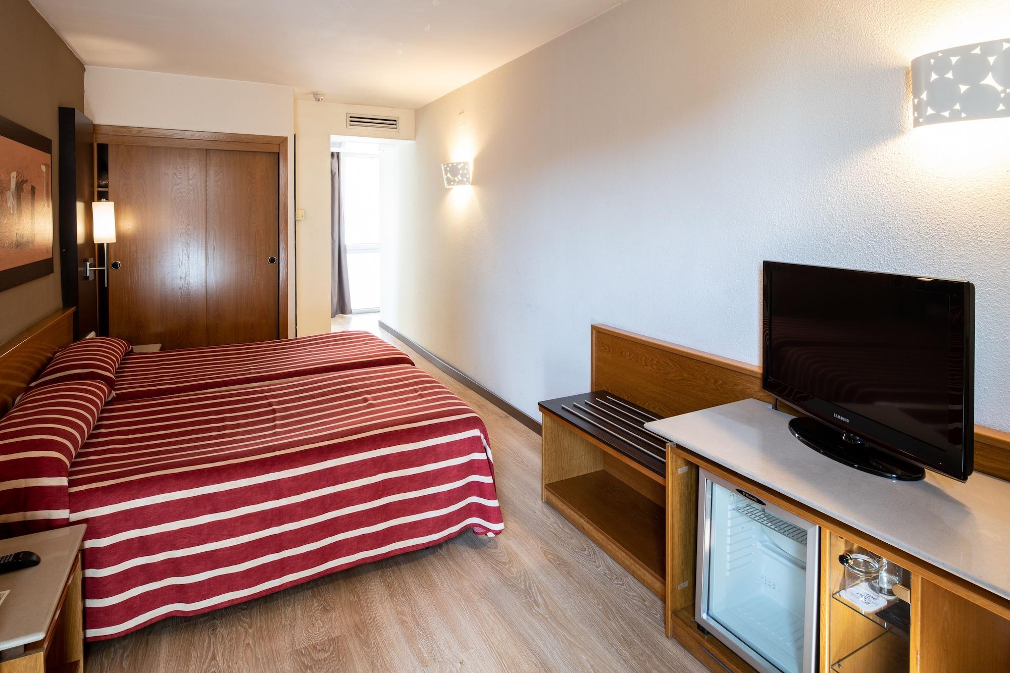 Catalonia Bristol Hotel San Andrés de la Barca Ngoại thất bức ảnh