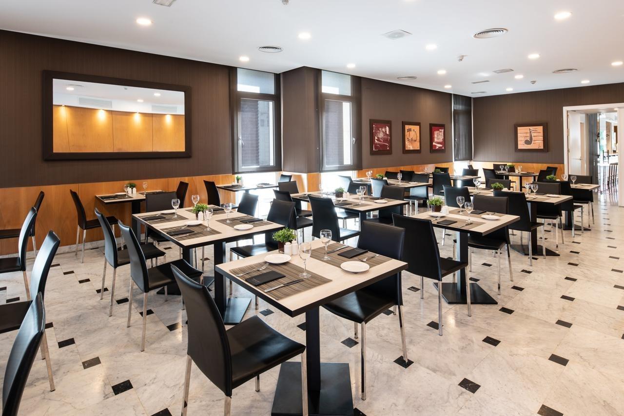 Catalonia Bristol Hotel San Andrés de la Barca Ngoại thất bức ảnh