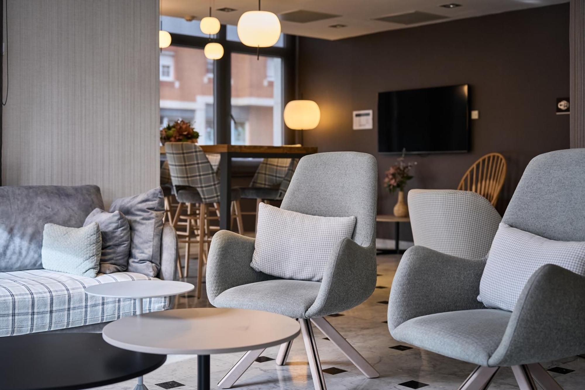 Catalonia Bristol Hotel San Andrés de la Barca Ngoại thất bức ảnh