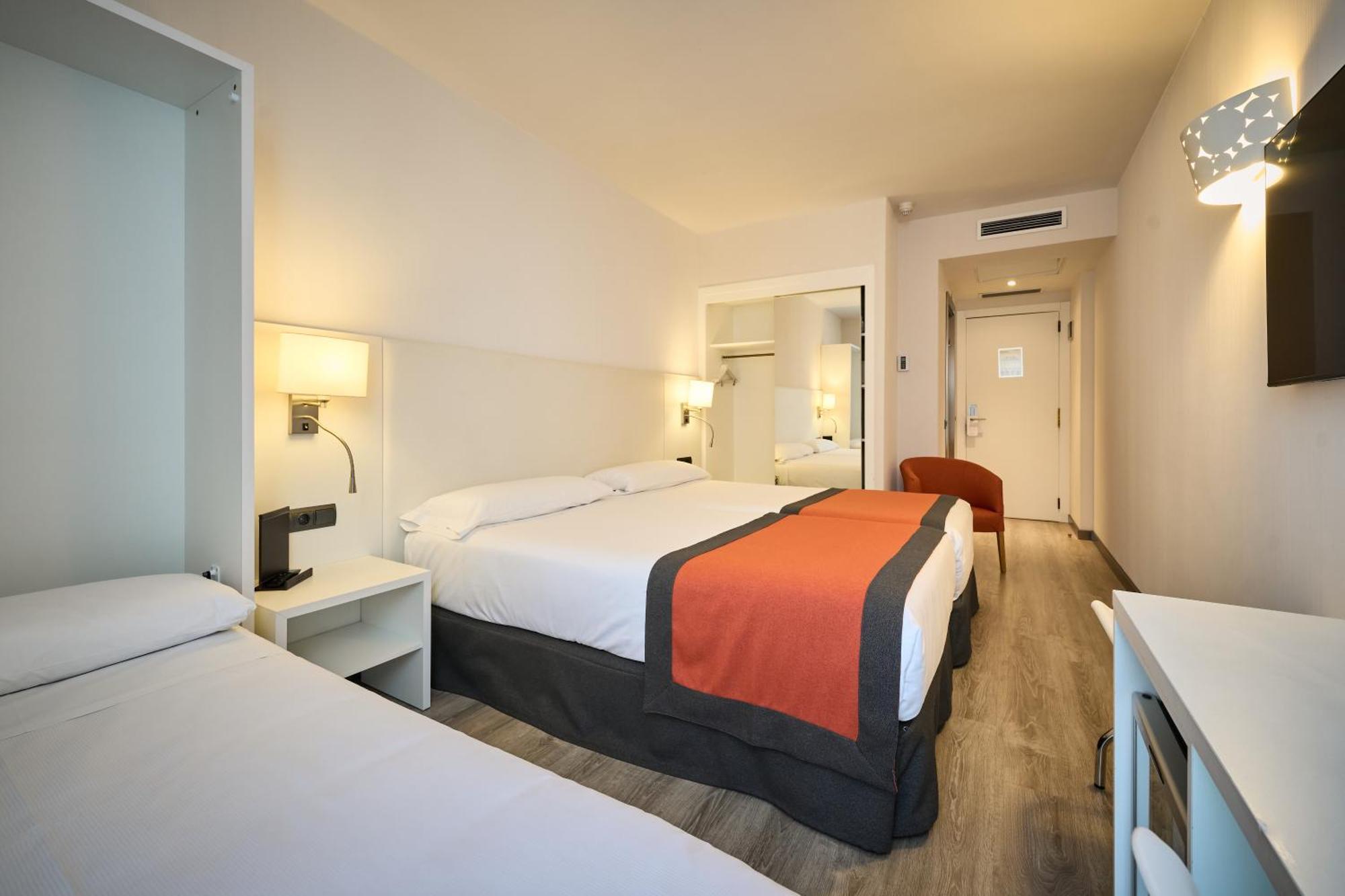 Catalonia Bristol Hotel San Andrés de la Barca Ngoại thất bức ảnh
