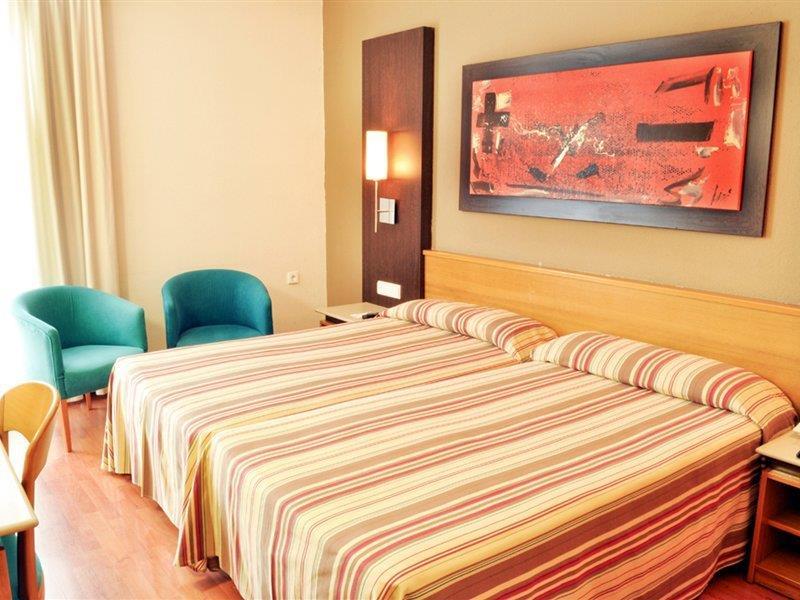 Catalonia Bristol Hotel San Andrés de la Barca Ngoại thất bức ảnh