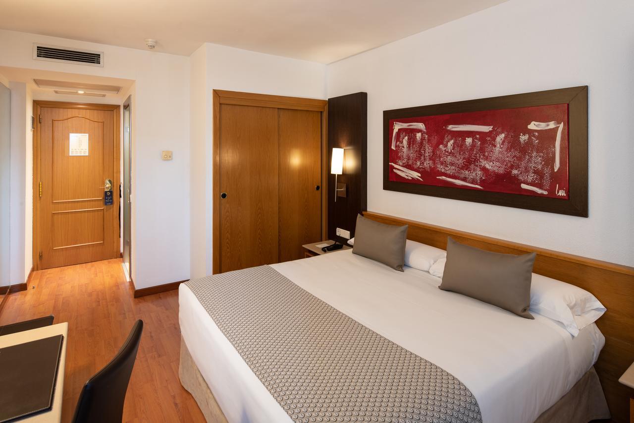 Catalonia Bristol Hotel San Andrés de la Barca Ngoại thất bức ảnh