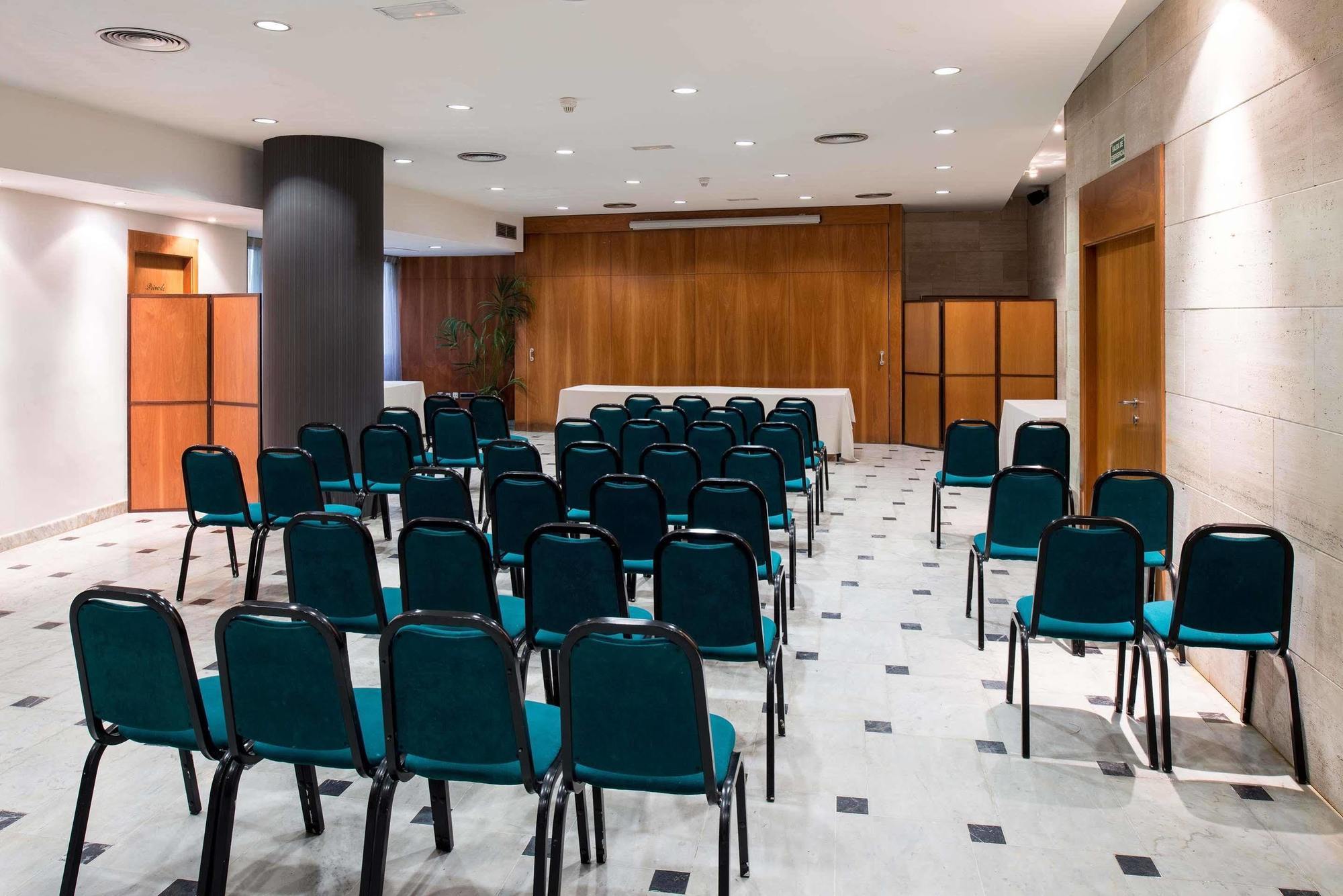 Catalonia Bristol Hotel San Andrés de la Barca Ngoại thất bức ảnh